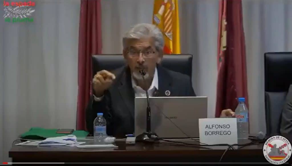 Alfonso Borrego, bisnieto de Gerónimo habla sobre ingleses y españoles. Fotograma del vídeo