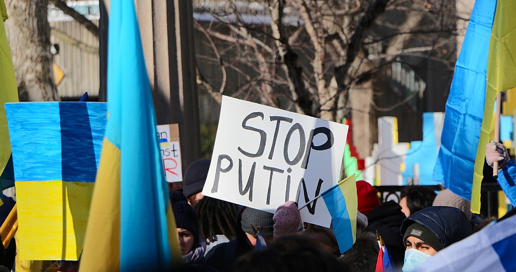El mundo contra Putin. #StopPutin. Foto de manifestantes