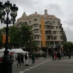Un Sant Jordi Atlante en Barcelona. Paseo de Gracia