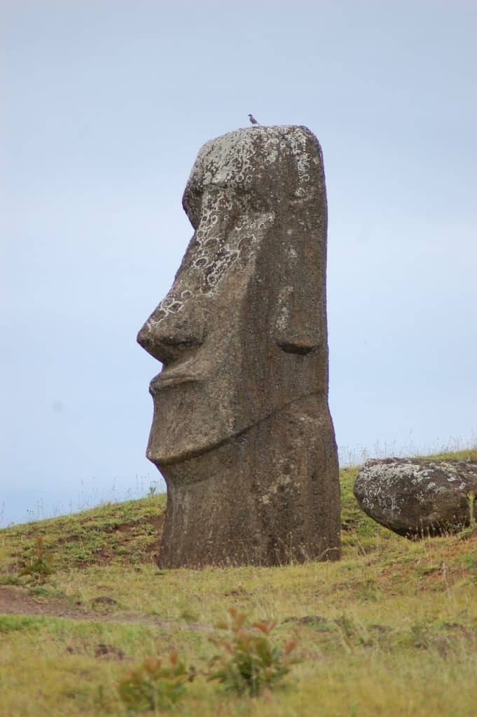 Los Moai de Rapa Nui: Un enigma cultural en National Geographic
