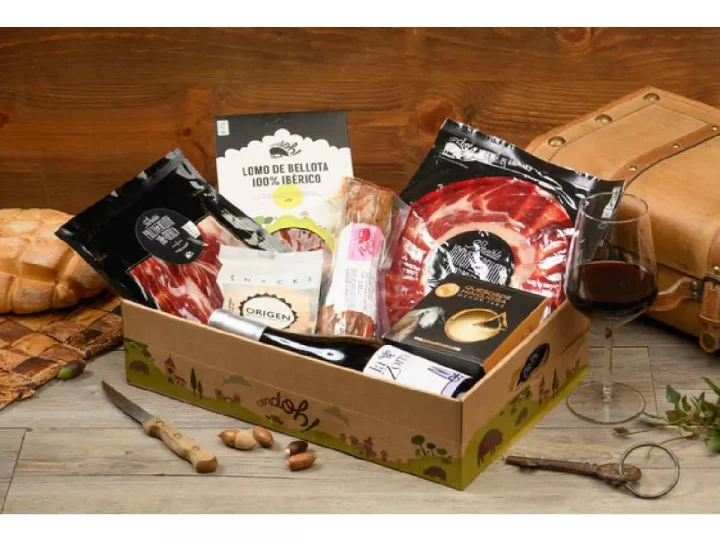 Cestas de Navidad con ibéricos para regalar en Navidad