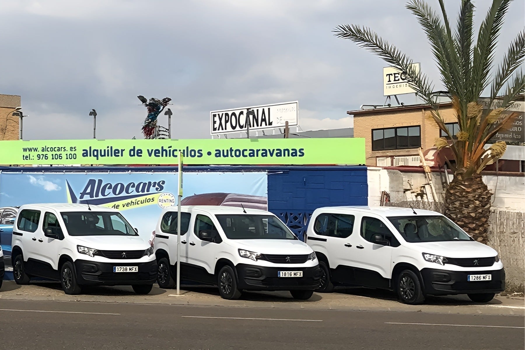 Renting vs. alquiler de vehículos en Zaragoza: cuándo elegir la opción adecuada