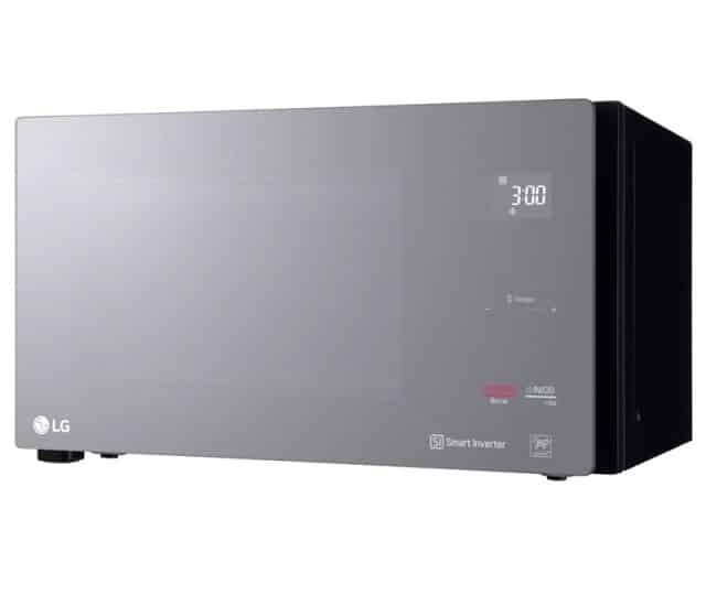 Microondas en la cocina actual: eficiencia, usos reales y criterios de elección